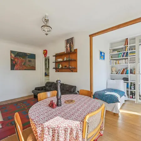 Apartament 40 M Near The Canal Saint-martin *