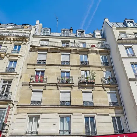 40 M Near The Canal Saint-martin Apartament